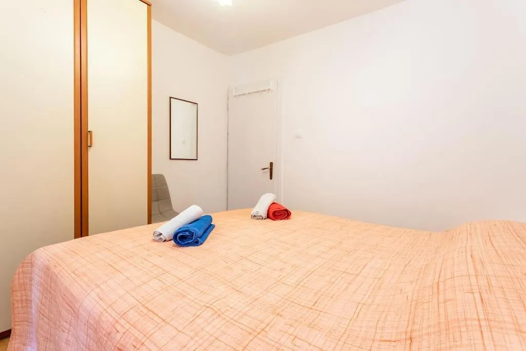 Apartment Giardino Split 0*,  Croatia