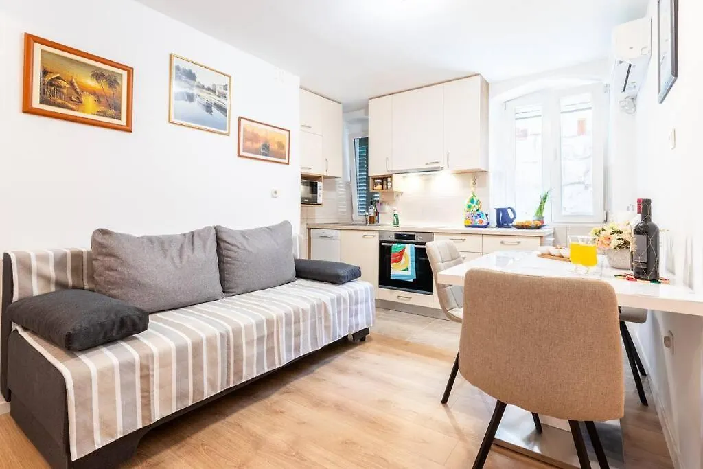 Apartment Giardino Split